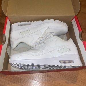 Nike air max 90 (never worn)